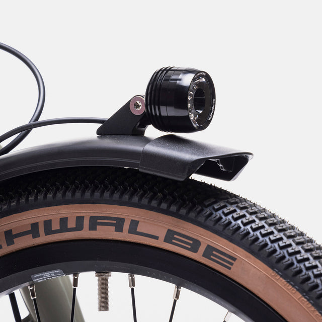 Lighting: Front & rear light, dynamo hub